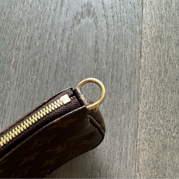 Louis Vuitton Multi Pochette Accessoires - Picture 3 of 8